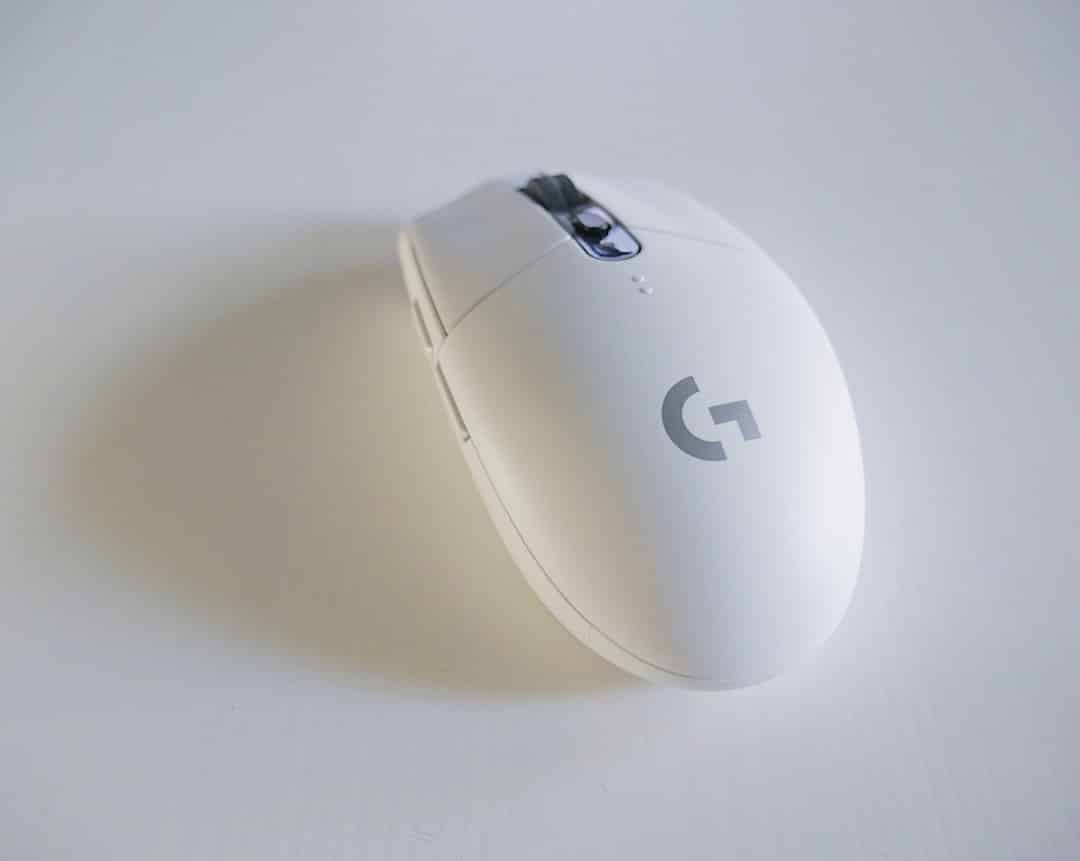ergonomic mouse grip