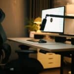 how to set up workstation ergonomically
