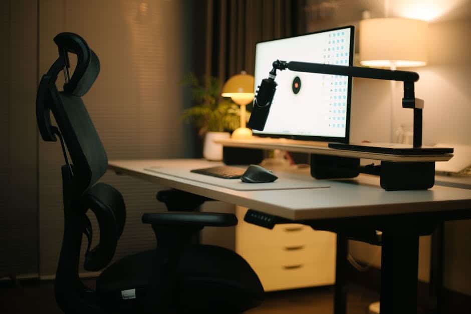 how to set up workstation ergonomically