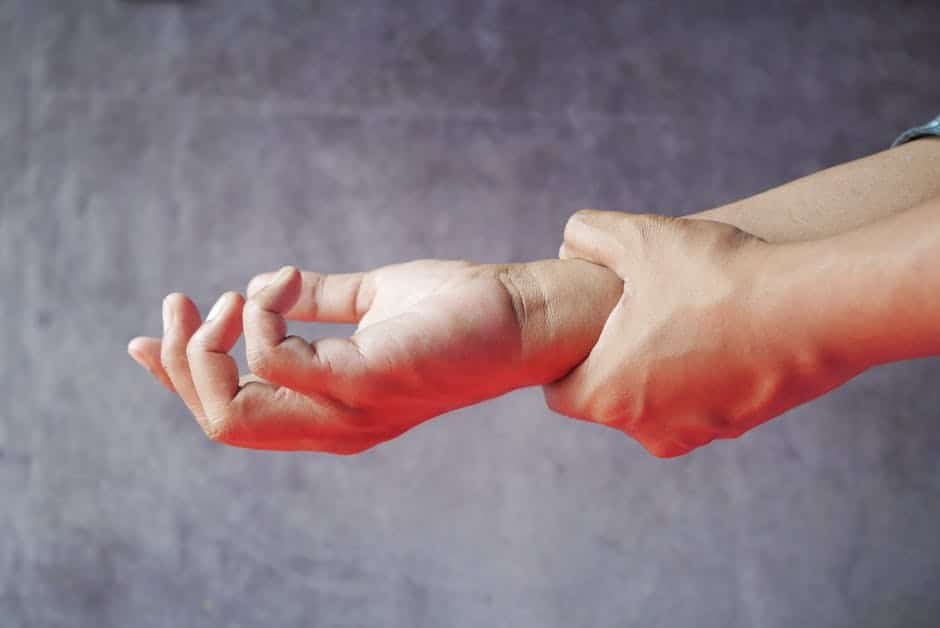 typing wrist pain